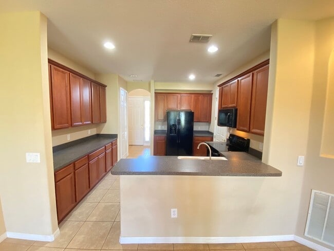 Building Photo - 519 Terrace Spring Dr