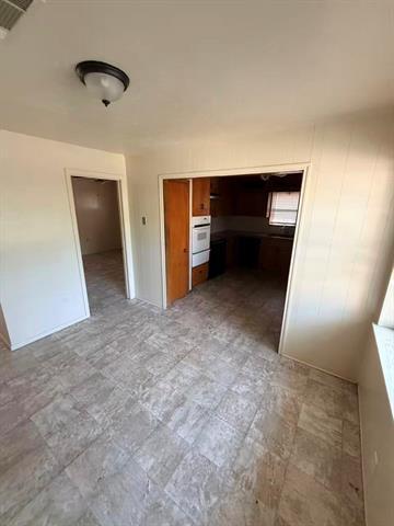 Building Photo - 413 Frances Way