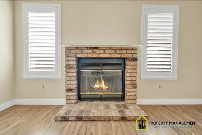 Building Photo - Beautifully Remodeled 3-Bedroom Home for Rent