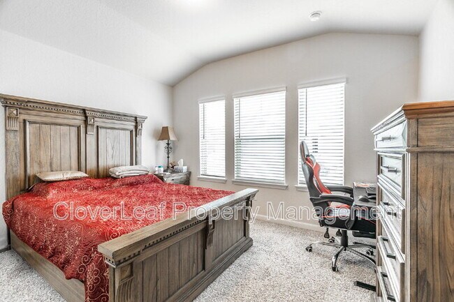 Building Photo - 3033 Casillero St