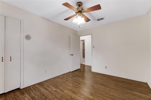 Building Photo - 2800 Shady Grove Dr