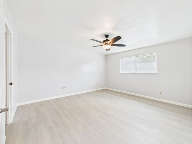 Building Photo - 9409 Fondren Rd