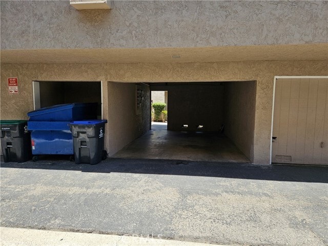 Building Photo - 12621 Adelle St