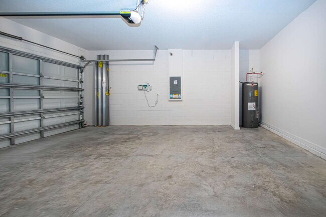 Building Photo - 14111 Crutchfield Ct