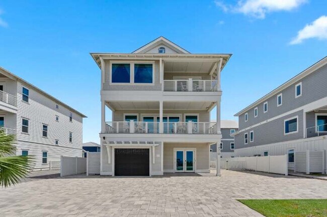 Building Photo - 157 S Arnold Rd