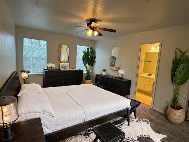 Building Photo - 13718 Merseyside Dr