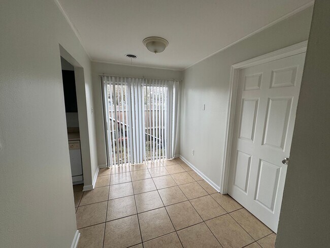 Building Photo - 6493 Marcie St