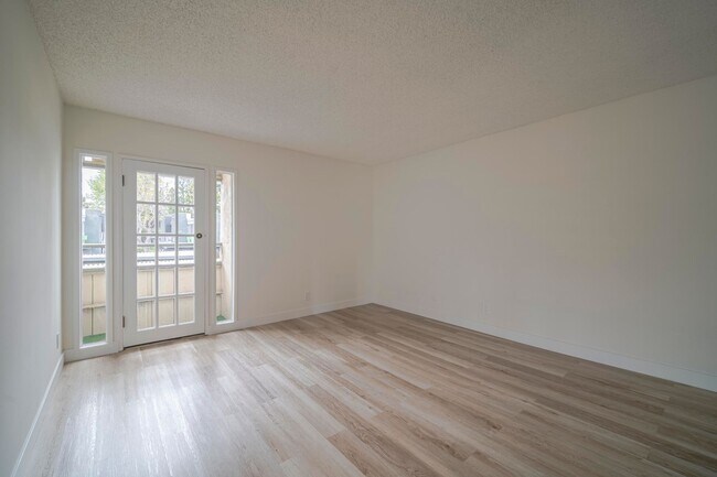 Building Photo - Welcome to Your Updated Home in the Heart of South Coast Metro!