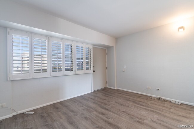 Building Photo - 1516 Ward Ave