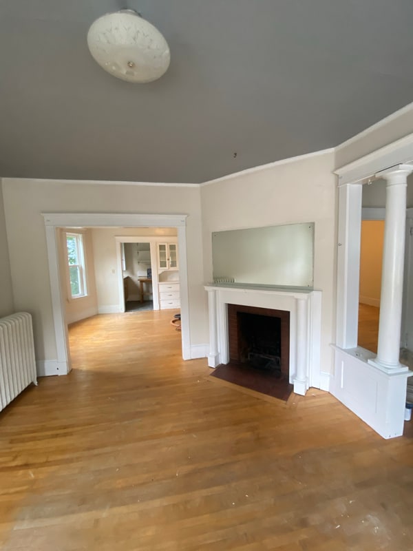 Building Photo - 284 French St