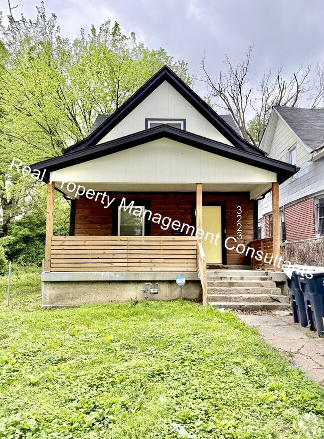 Building Photo - Stylishly Updated 3-Bedroom, 3-Bath Home –...