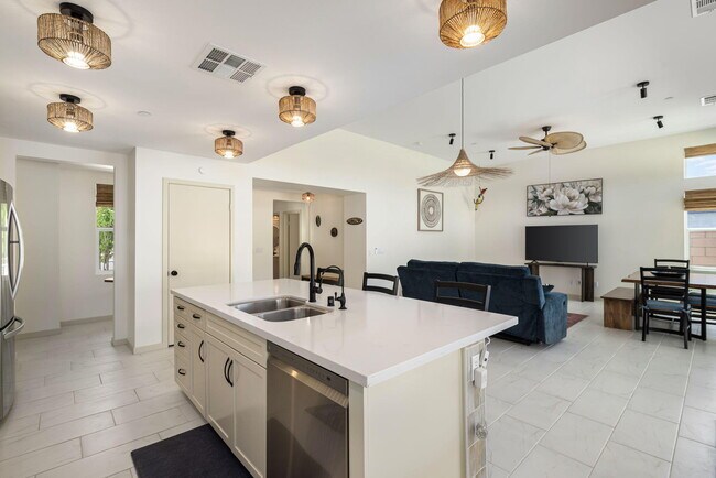 Building Photo - 12613 Sylvanus Dr