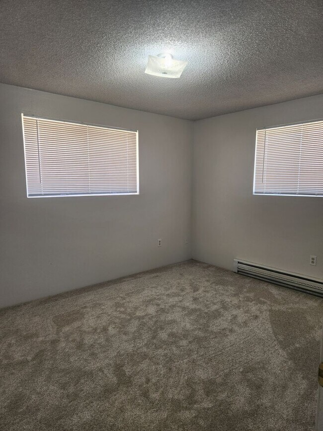 Building Photo - n5404