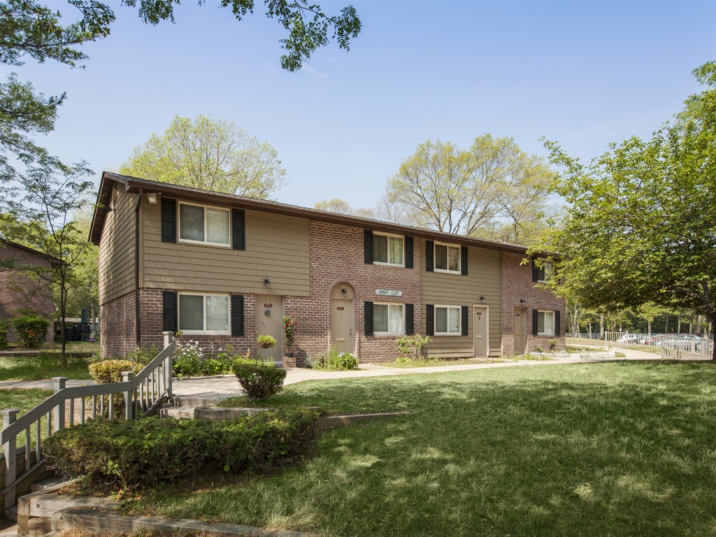 Oakview Apartments Coram Ny Apartment Finder