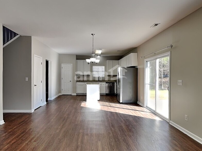 Building Photo - 4003 Paddle Wheel Ln