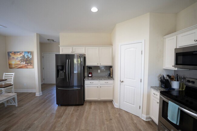 Building Photo - Available Now!