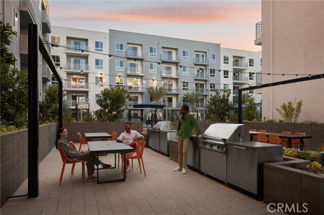 Building Photo - 21010 Erwin St