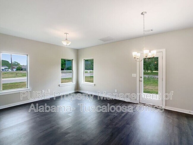 Building Photo - 14421 Chase Dr