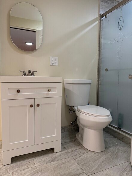 Building Photo - 21 Blakeville St