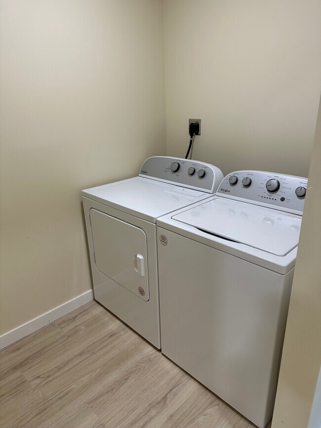 Building Photo - 3071 Kalawao St