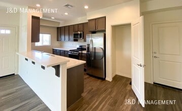 Building Photo - 8137 Cascio Ct