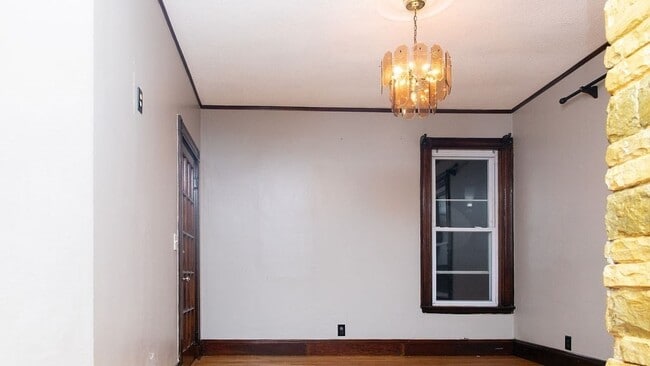 Building Photo - 12 Payson Ave
