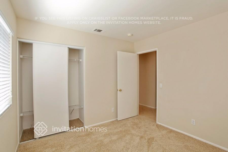 Building Photo - 1445 Nutmey Ln