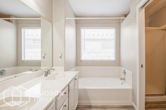 Building Photo - NOW AVAILABLE! - 8347 W Columbine Dr, Peor...