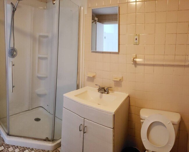 Building Photo - 1292 US-44