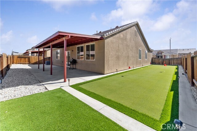 Building Photo - 13440 Fernglen Ct