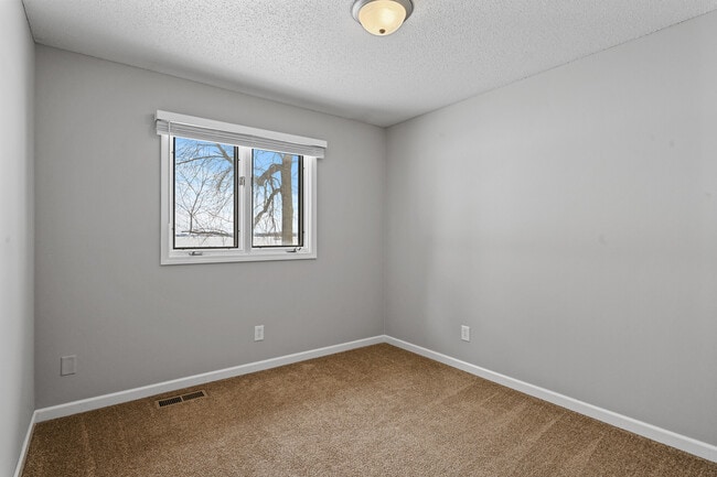 Building Photo - 9402 65th St NE