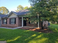 Building Photo - 633 Senoia Rd