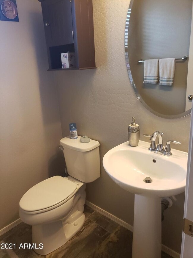 Building Photo - 16345 W Latham St