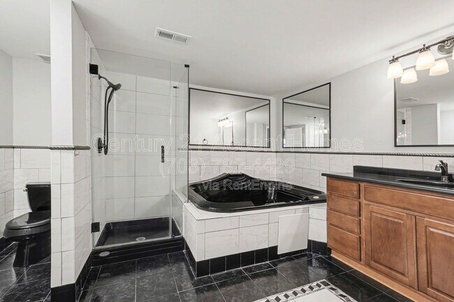 Building Photo - 1012 Aquia Dr