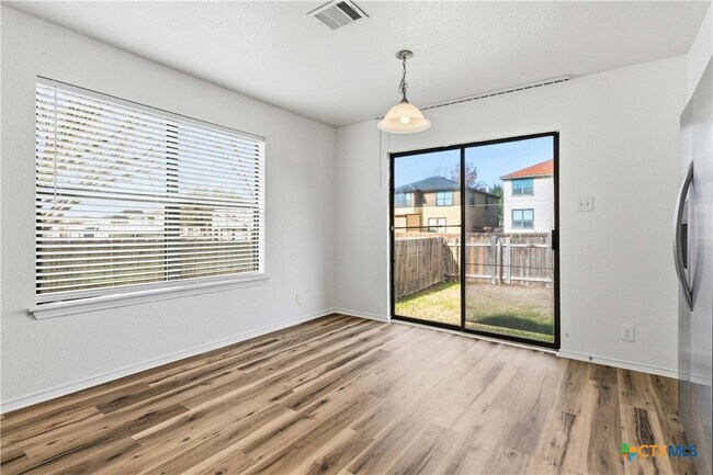 Building Photo - 224 Capistrano Dr