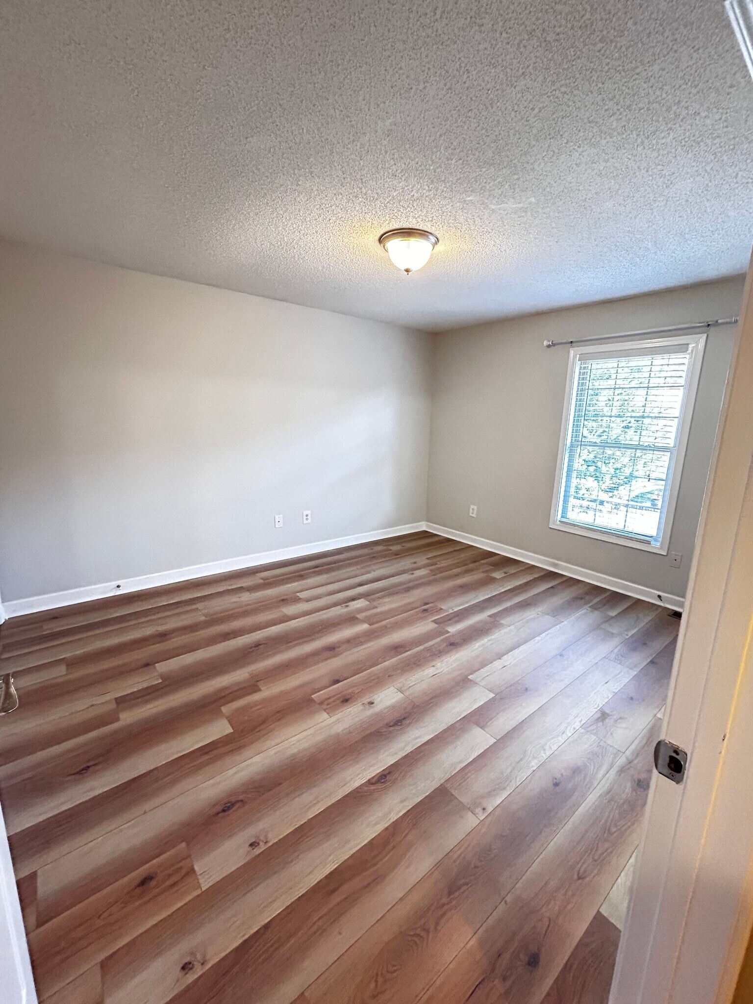 Building Photo - 563 Boring Chapel Rd