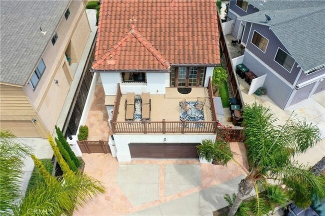 Building Photo - 33882 Diana Dr