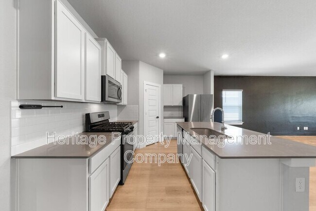 Building Photo - 4534 Lampasas Flts