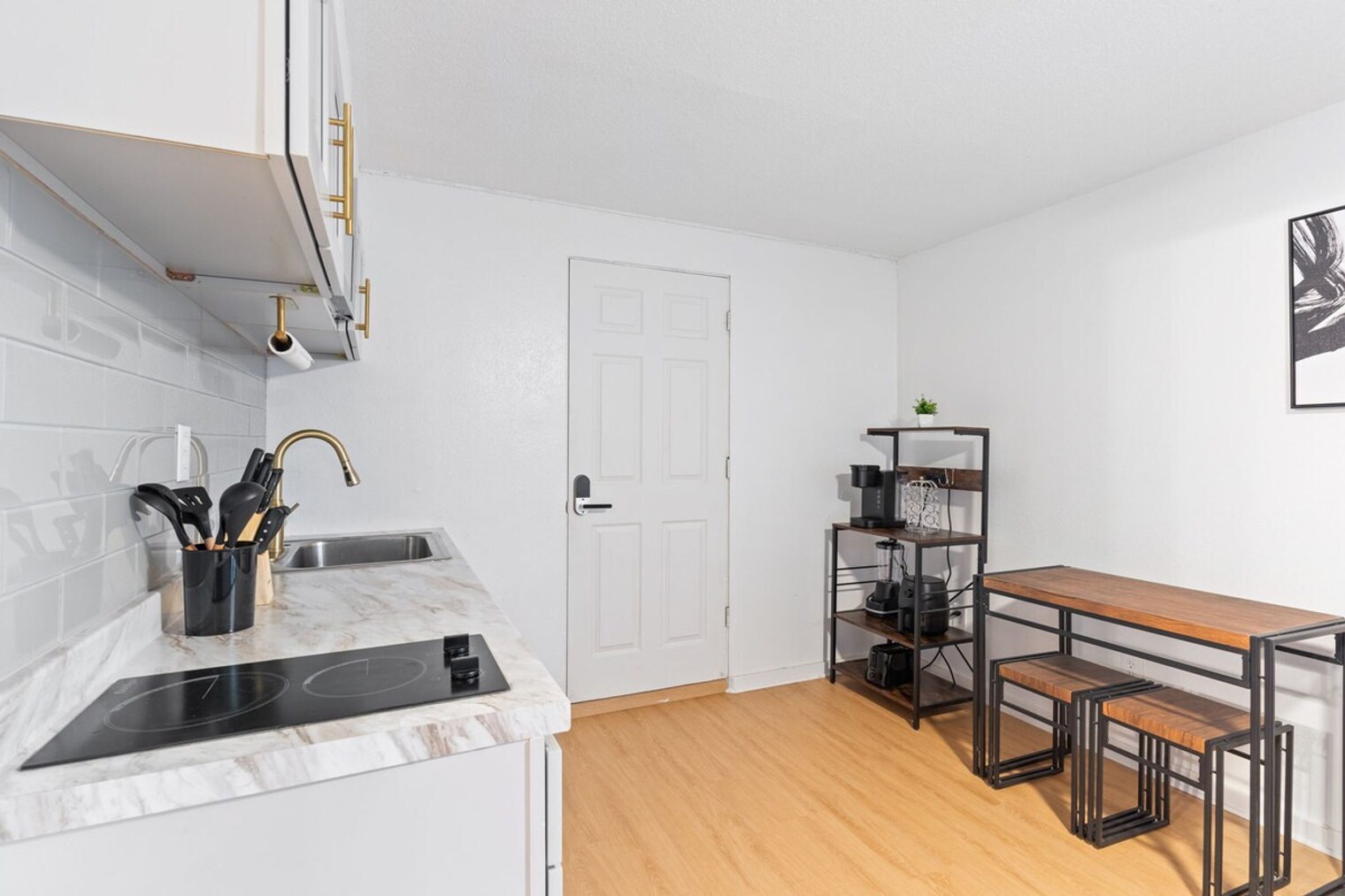 Building Photo - 3903 E Powhatan Ave