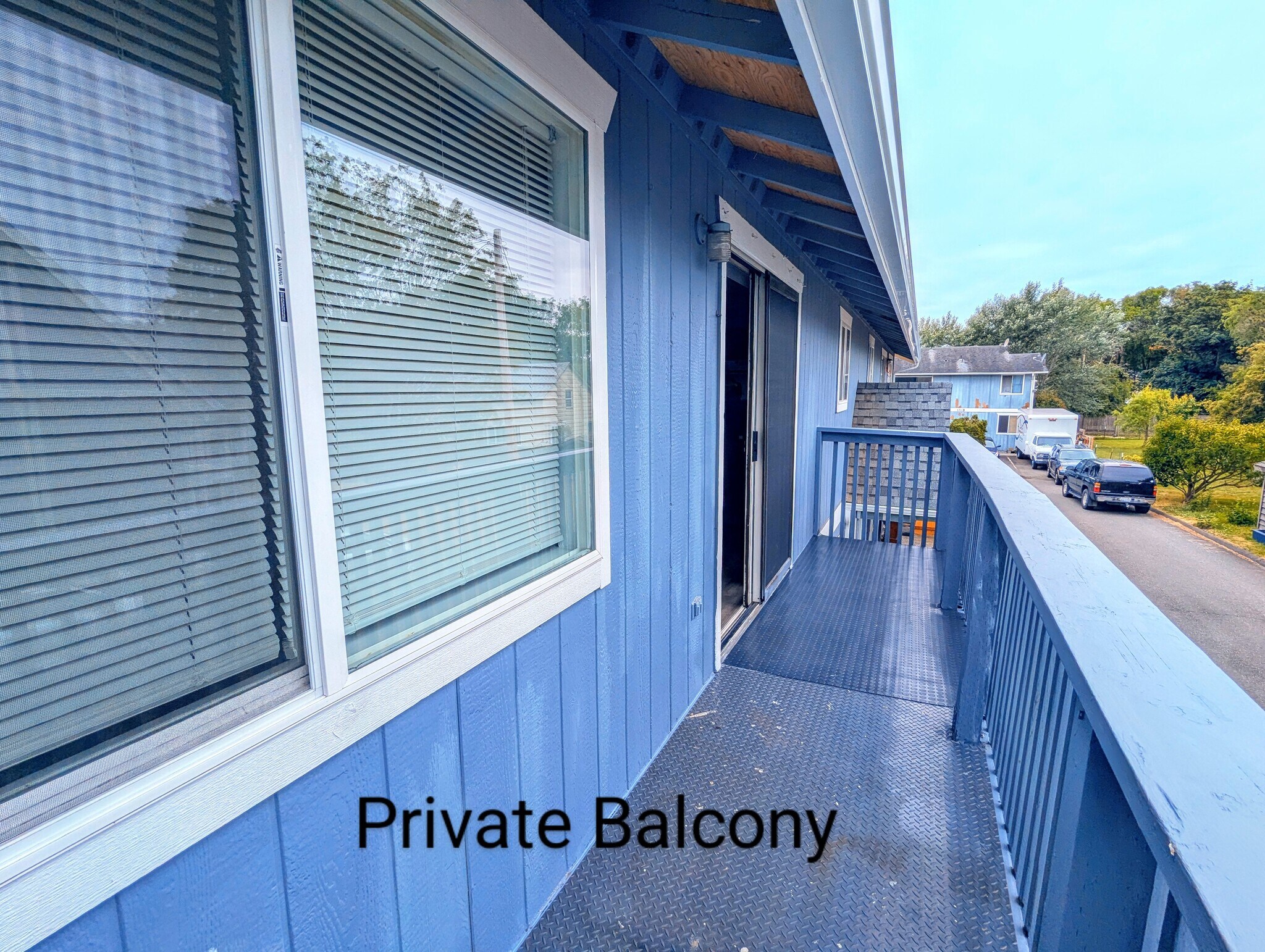 Building Photo - 5711 3rd Ave
