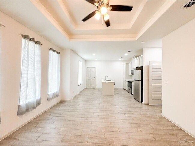 Building Photo - 2701 Sage Dr