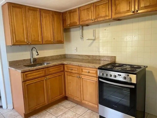 Building Photo - 2 Brookside Ave