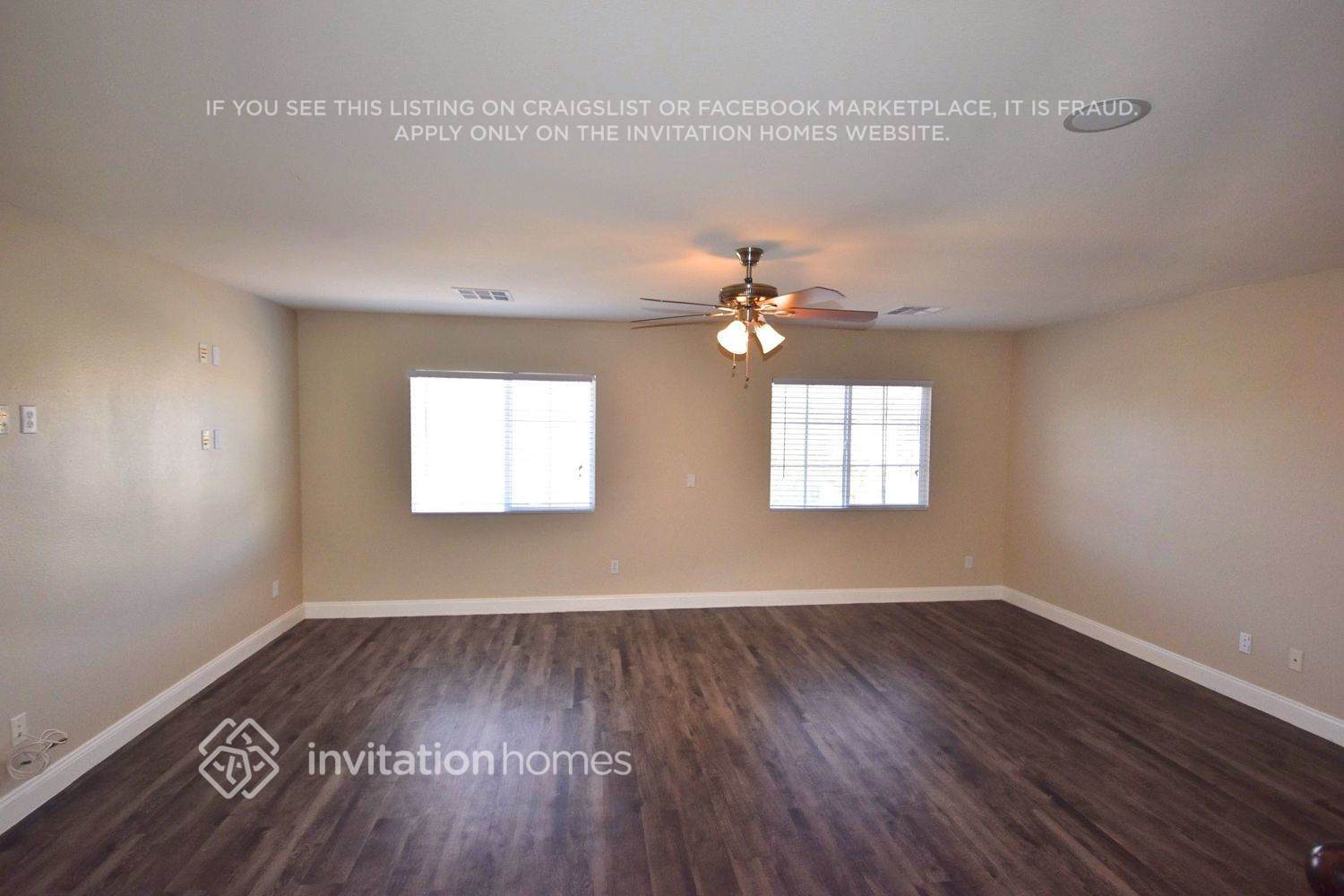 Building Photo - 10870 Fishers Island St