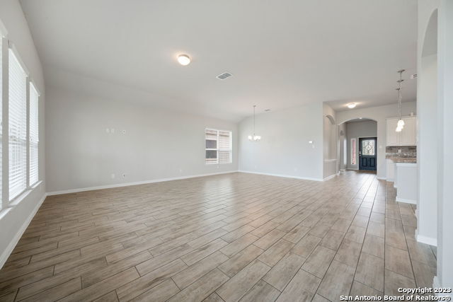 Building Photo - 2934 Daisy Meadow