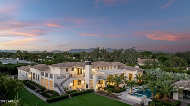 Building Photo - 7730 N Mockingbird Ln