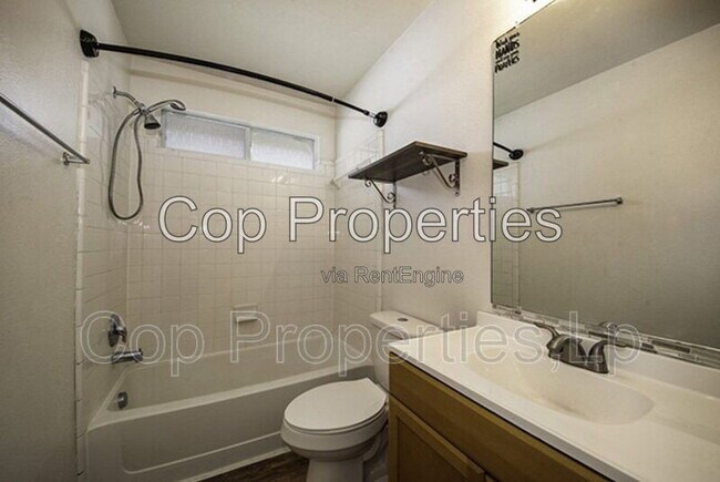Building Photo - 8510 Trumpet Cir