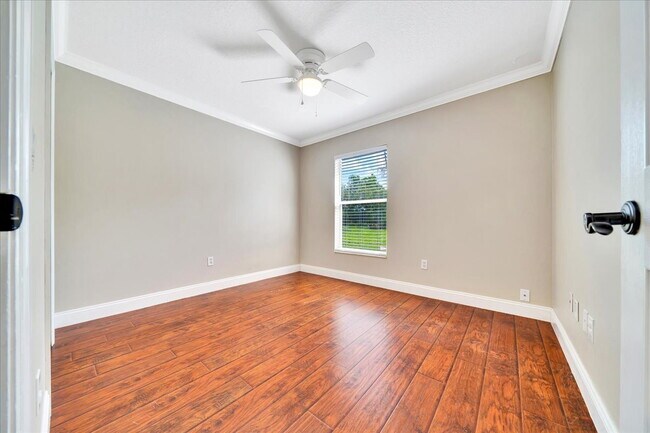Building Photo - Spacious 3-Bed, 2-Bath Home for Rent in SW...