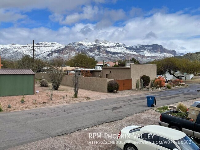 Building Photo - 5777 S Jacaranda Rd