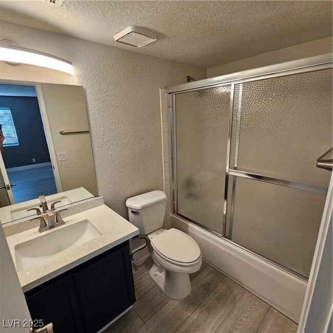 Building Photo - 1404 Oak Rock Dr