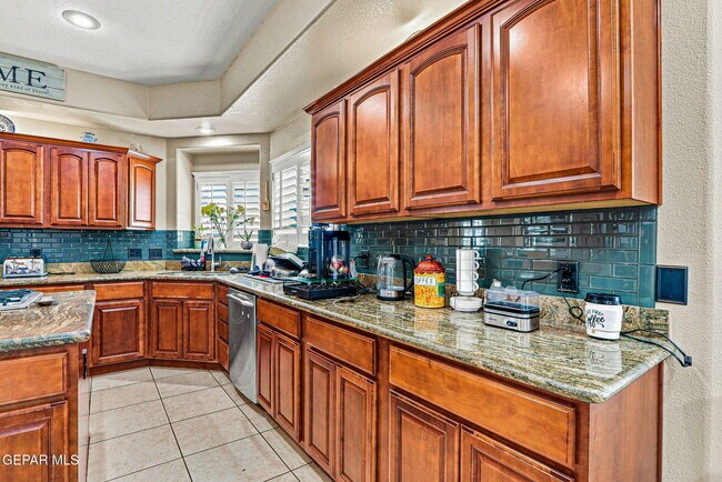 Building Photo - 13566 Emerald Coast Ln